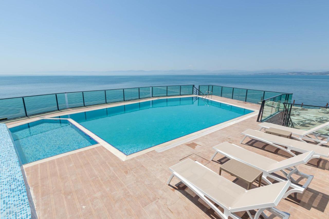 Vira Otel Suites 锡诺普 外观 照片