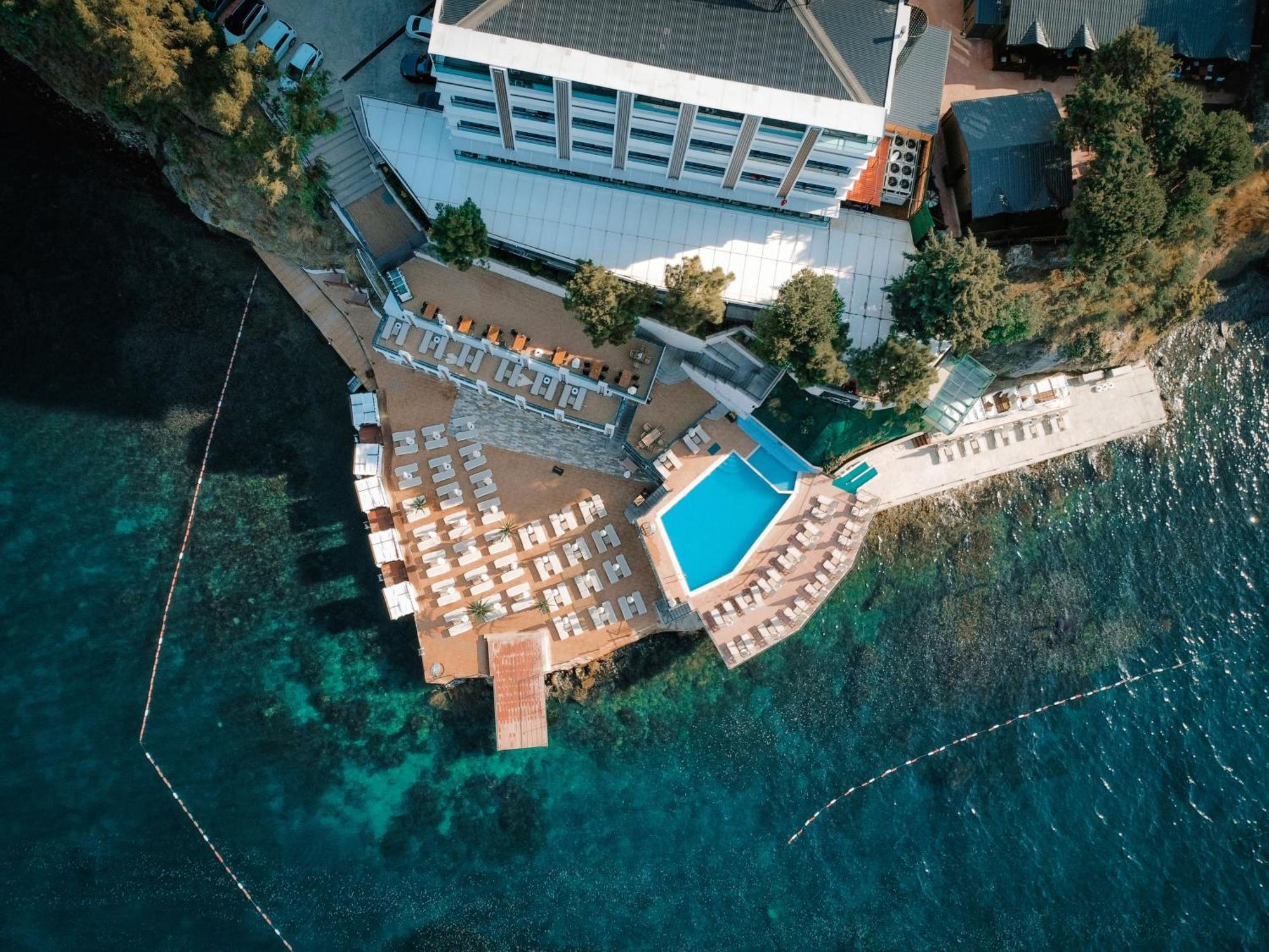 Vira Otel Suites 锡诺普 外观 照片