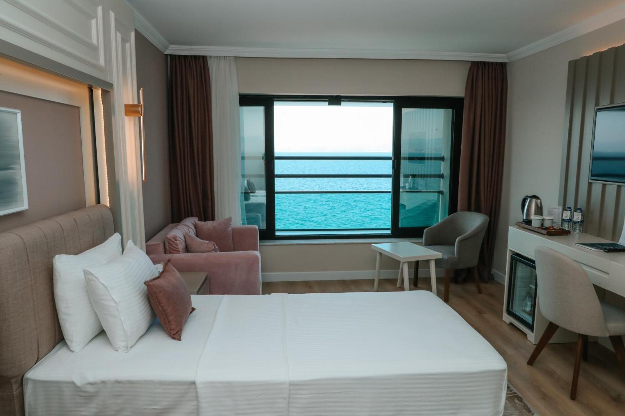 Vira Otel Suites 锡诺普 外观 照片