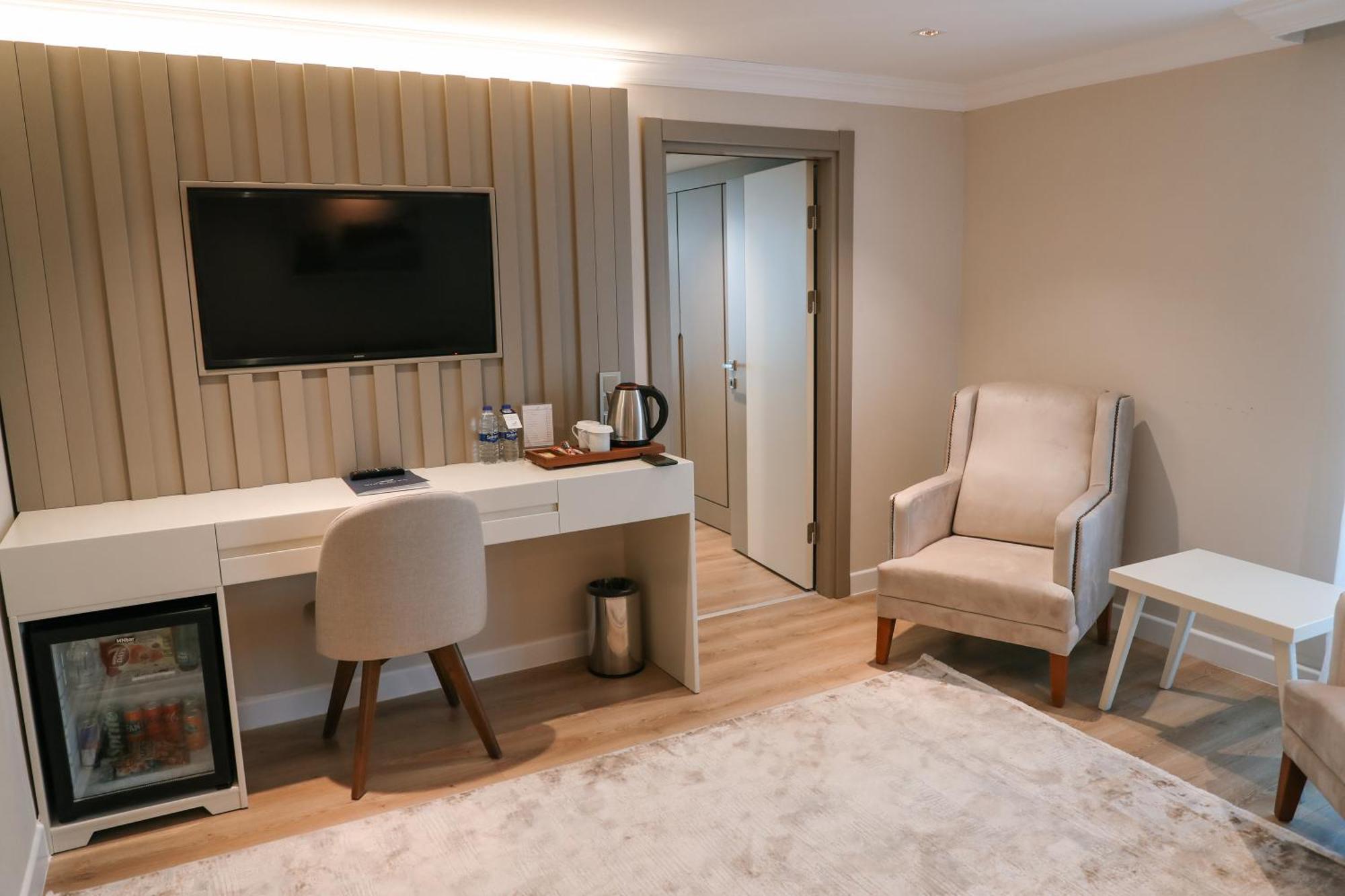 Vira Otel Suites 锡诺普 外观 照片