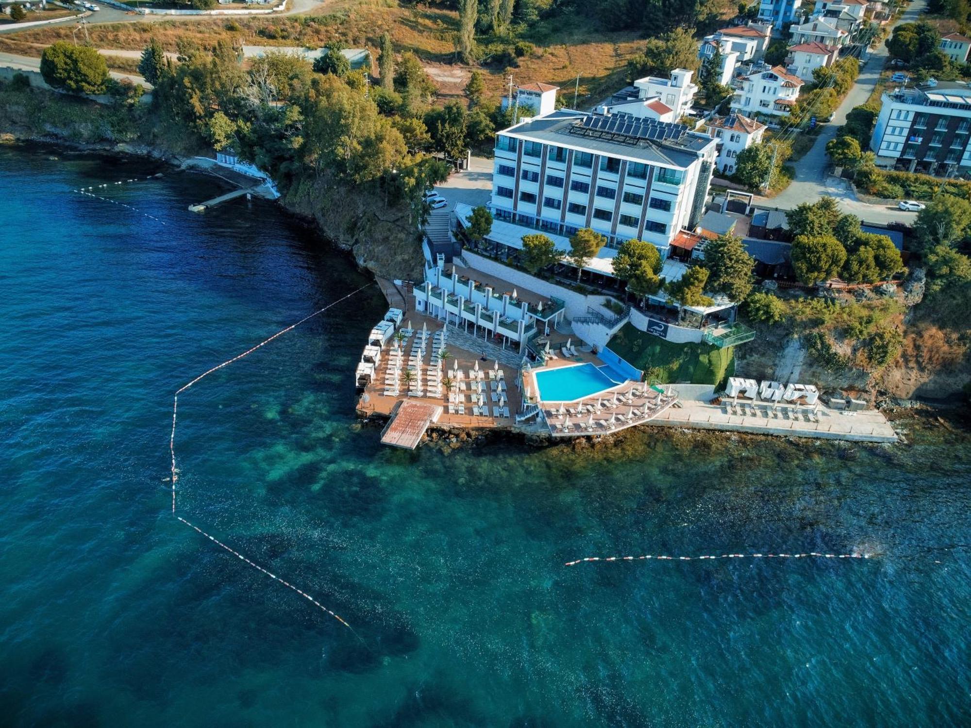 Vira Otel Suites 锡诺普 外观 照片